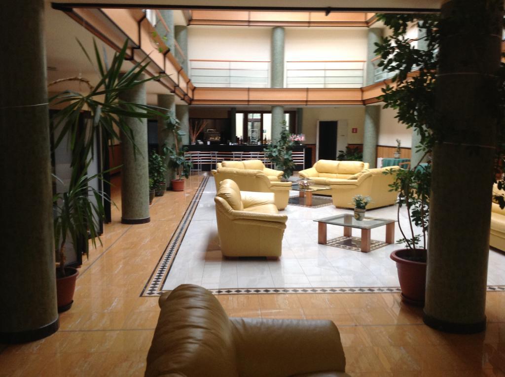 Hotel D.G. Garden Беневенто Екстер'єр фото