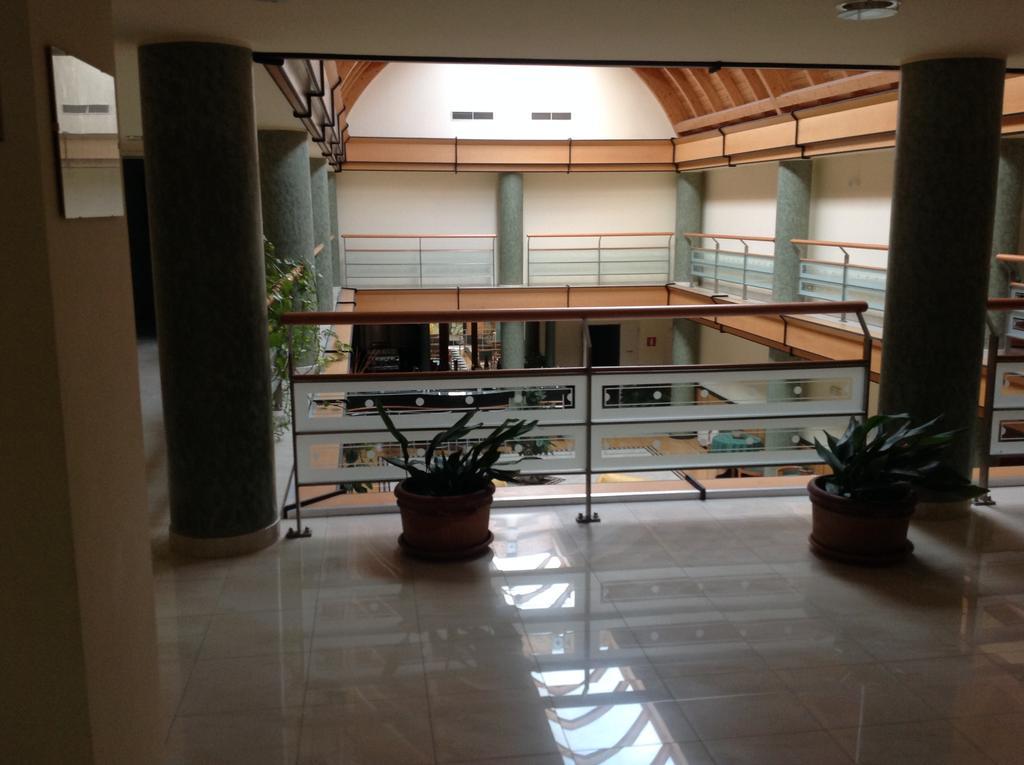 Hotel D.G. Garden Беневенто Екстер'єр фото